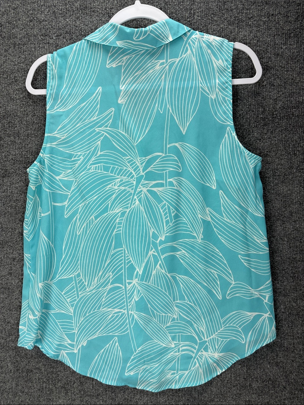 Liz Claiborne Turquoise Sleeveless Button-Up  Blouse - White Leaf Print Medium - Picture 6 of 9